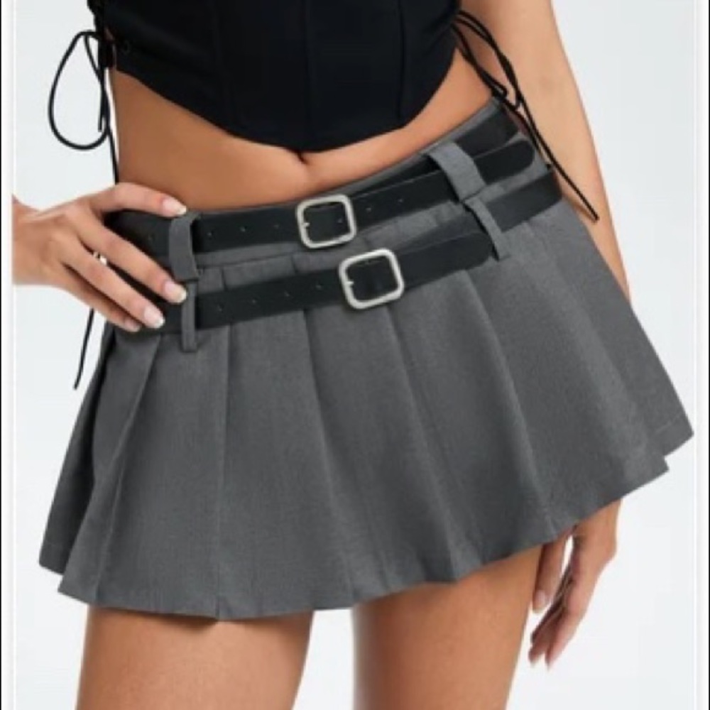 y2k gray pleated mini skirt NWT
